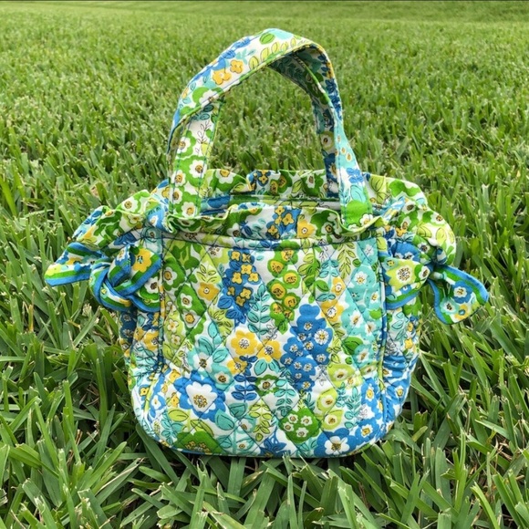 Vera Bradley Other - Vera Bradley English Meadow Little Princess Purse